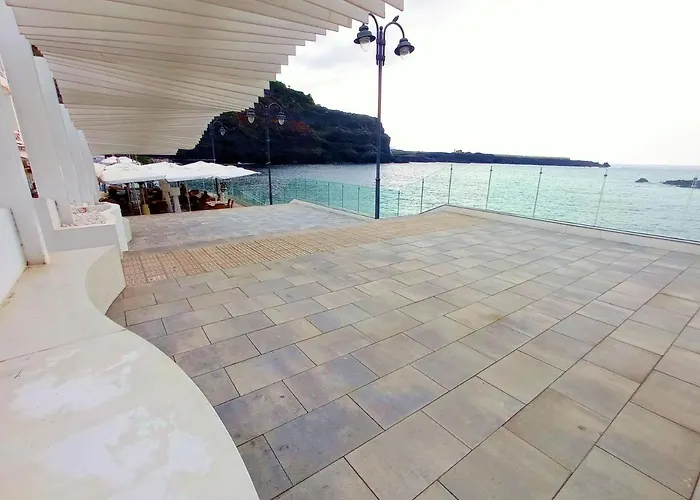Live San Marcos Callao Con Balcon Y Vista Al Mar